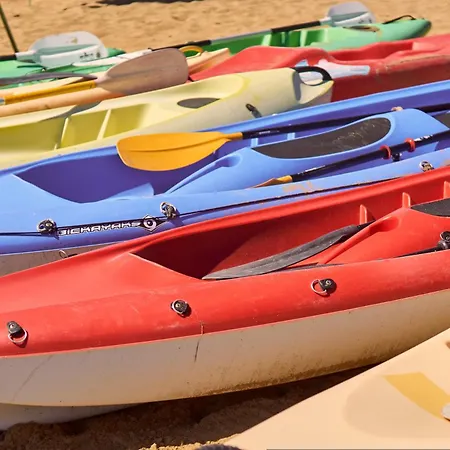 Colorful Flat With Sea View - Beahost * Μπιμπιόνε